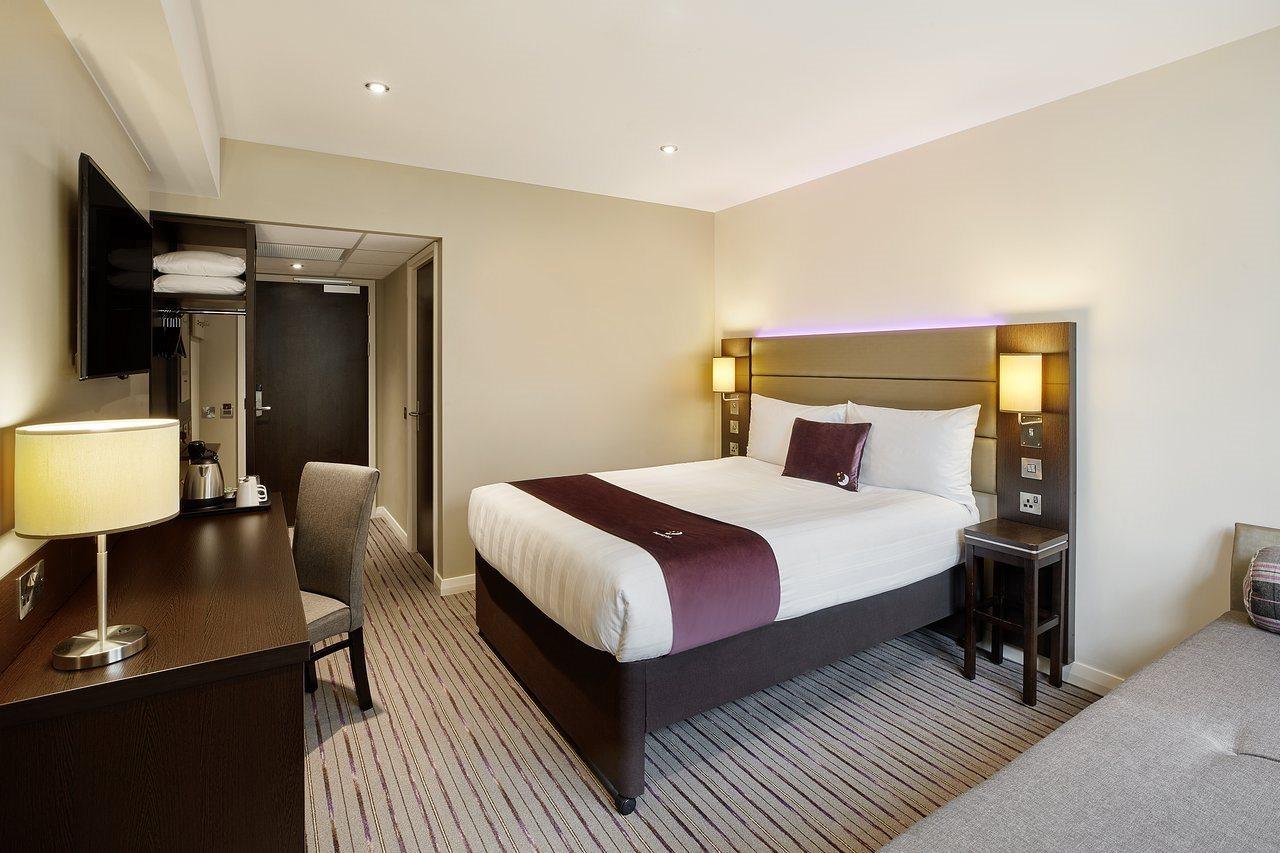 Premier Inn London Μπρόμλεϊ Εξωτερικό φωτογραφία