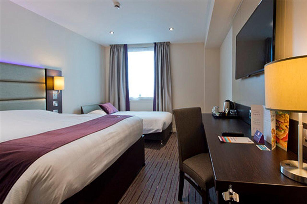 Premier Inn London Μπρόμλεϊ Εξωτερικό φωτογραφία
